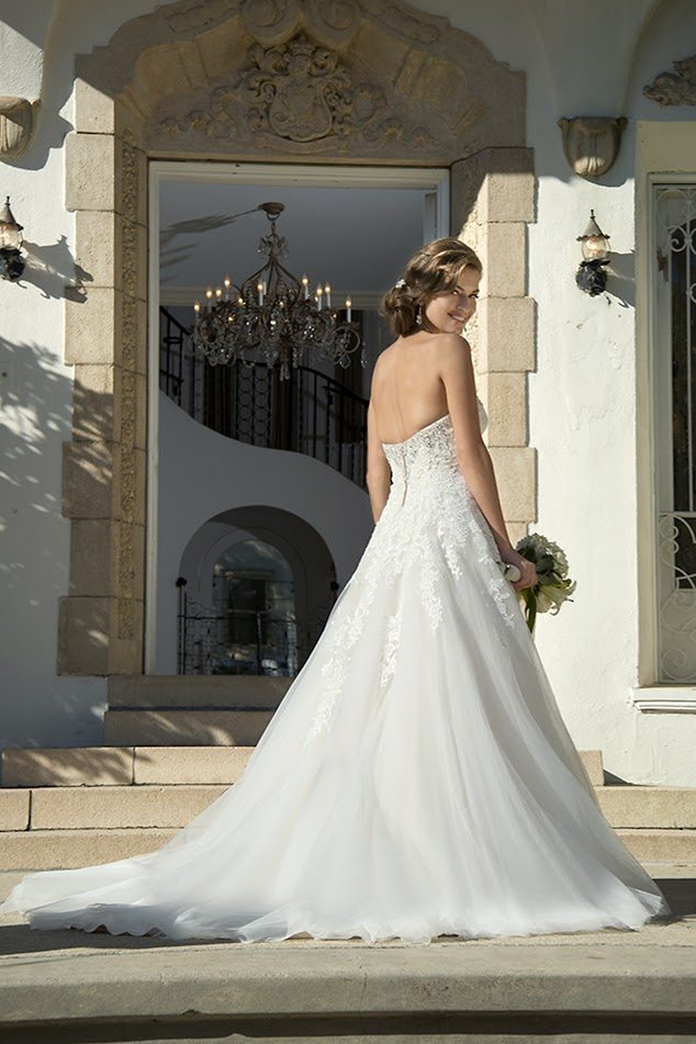 Wedding gowns AT4650B