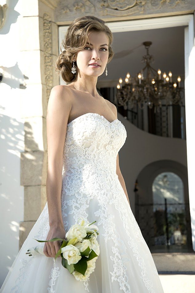 Wedding gowns AT4650C
