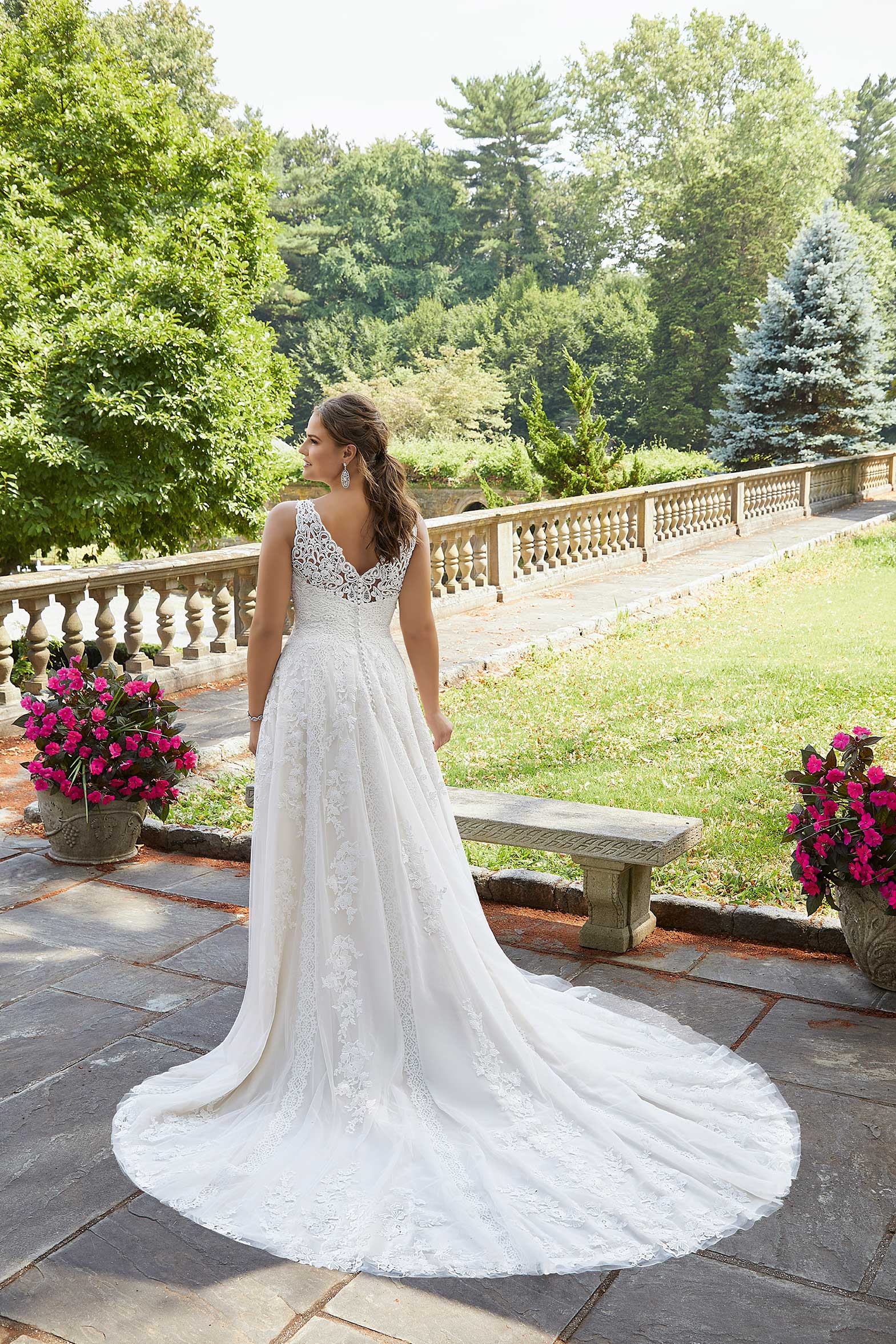 Siobhan Plus Size Wedding Dress Venice lace appliqués