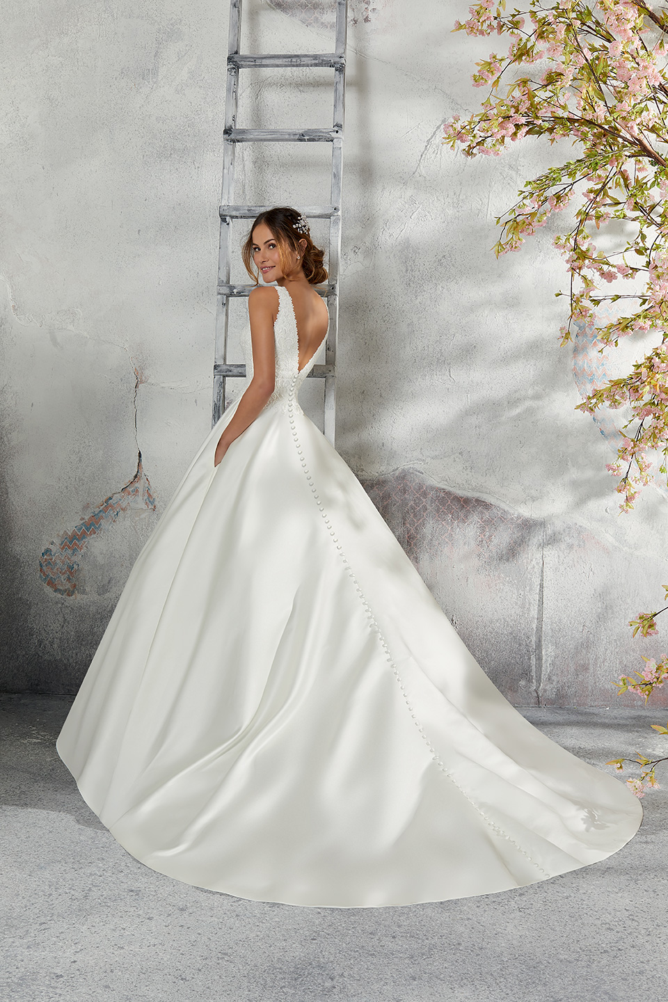 Laurie Wedding Dress 5684 Sleeveless designer bridal gown