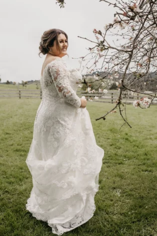 Poppy wedding gown 1 313x470 - Poppy dress review