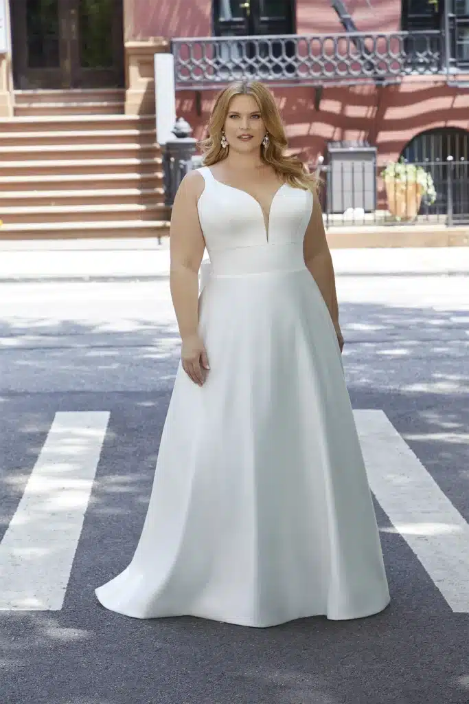Harlow Wedding Dress 3374 front 2
