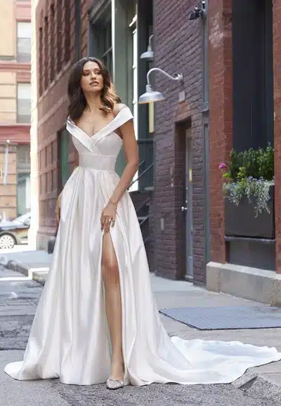 Joanie Wedding Dress 4111 feature