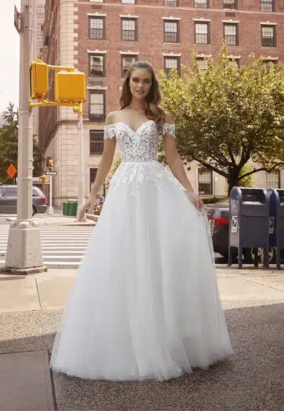 Joaquina Wedding Dress 2503 feature