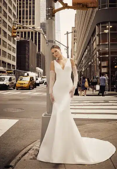 Joey Wedding Dress 15017 feature