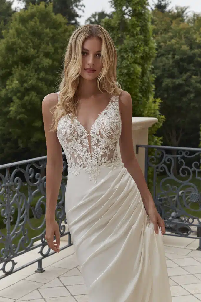 Paris Wedding Dress 2607_detail