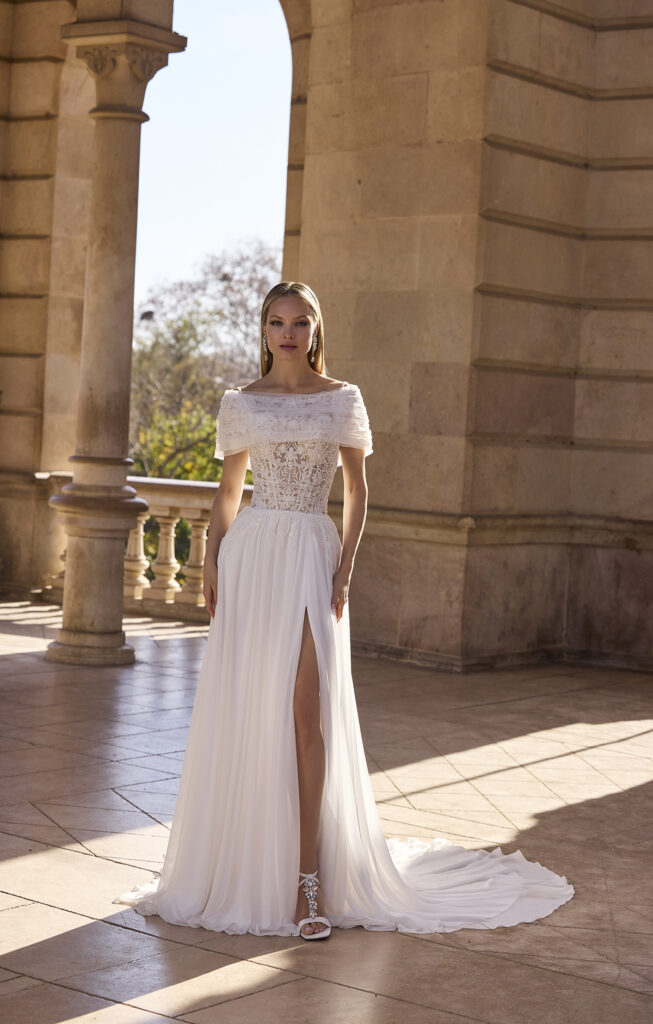 Hestelle Wedding Dress_front