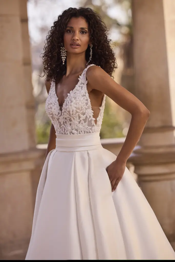 Hevana Wedding Dress_front detail