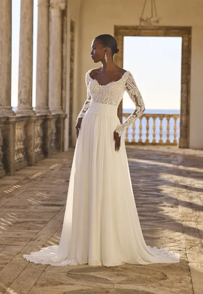 Hiraia wedding dress 63158_feature