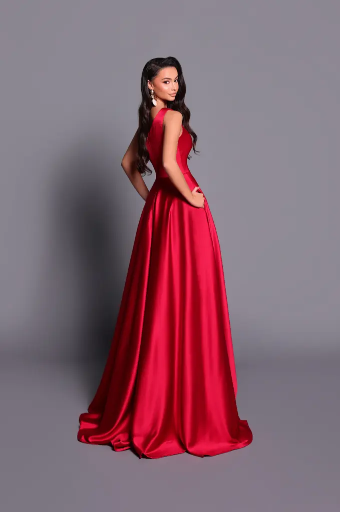 Nicoletta Bridesmaid dress NBM2023 RUBY_back