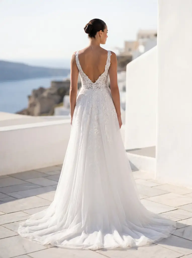 True Wedding Dress 1010096_back