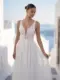 True Wedding Dress 1010096_closeup